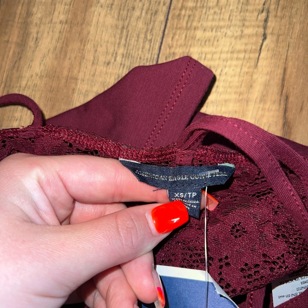 american eagle top - Picture 3 of 3